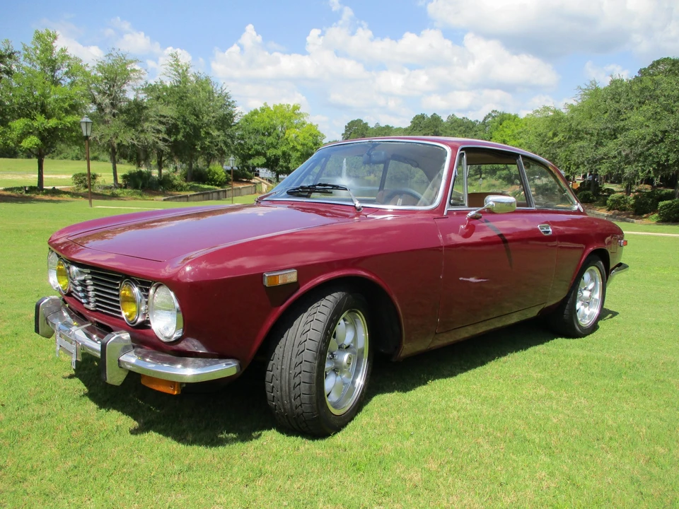 1973 Alfa Romeo 2000 GT Veloce - Image 5 of 31