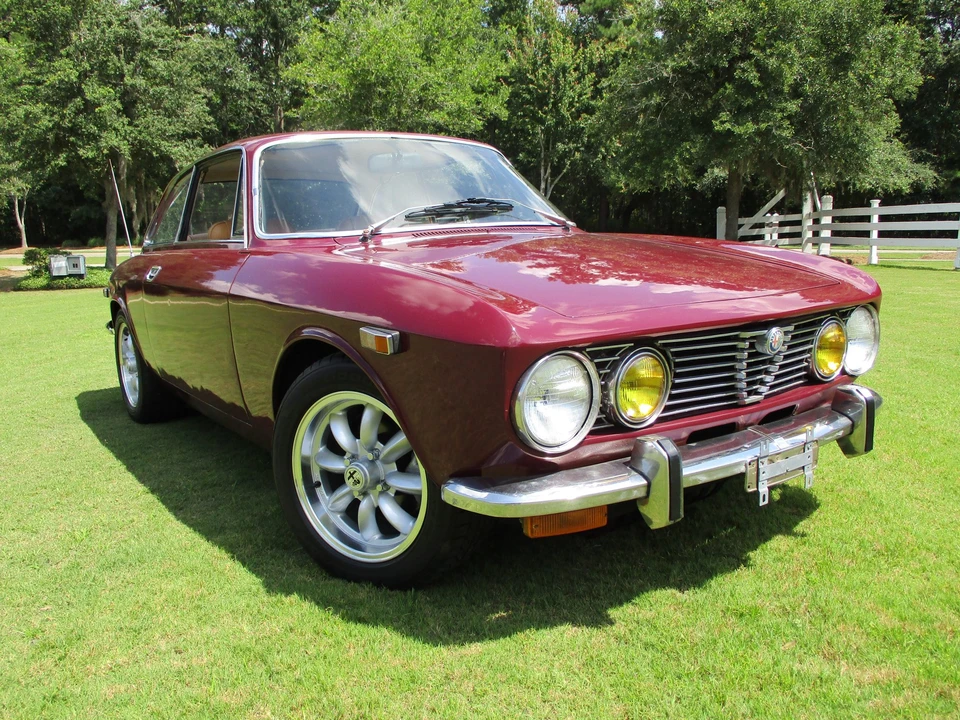 1973 Alfa Romeo 2000 GT Veloce - Image 3 of 31