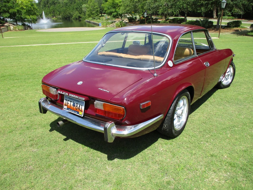 1973 Alfa Romeo 2000 GT Veloce - Image 10 of 31