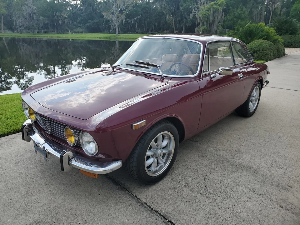 1973 Alfa Romeo 2000 GT Veloce - Image 4 of 31