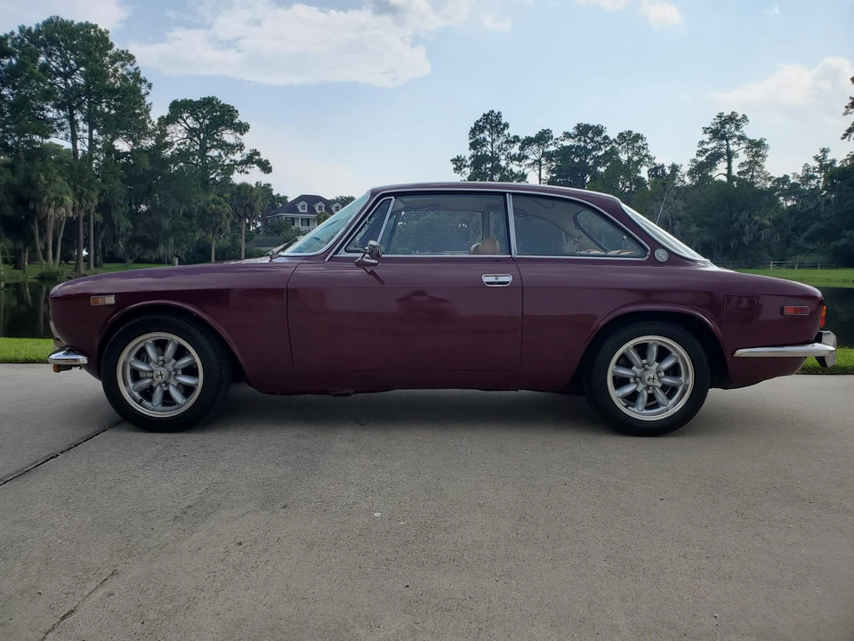 1973 Alfa Romeo 2000 GT Veloce - Image 9 of 31