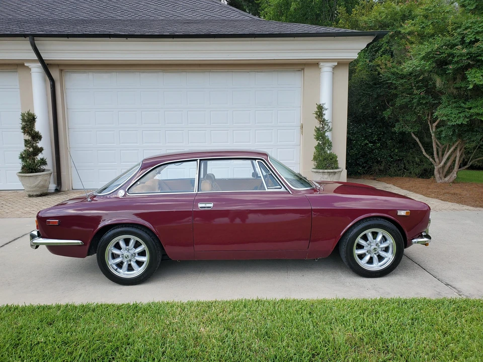 1973 Alfa Romeo 2000 GT Veloce - Image 16 of 31
