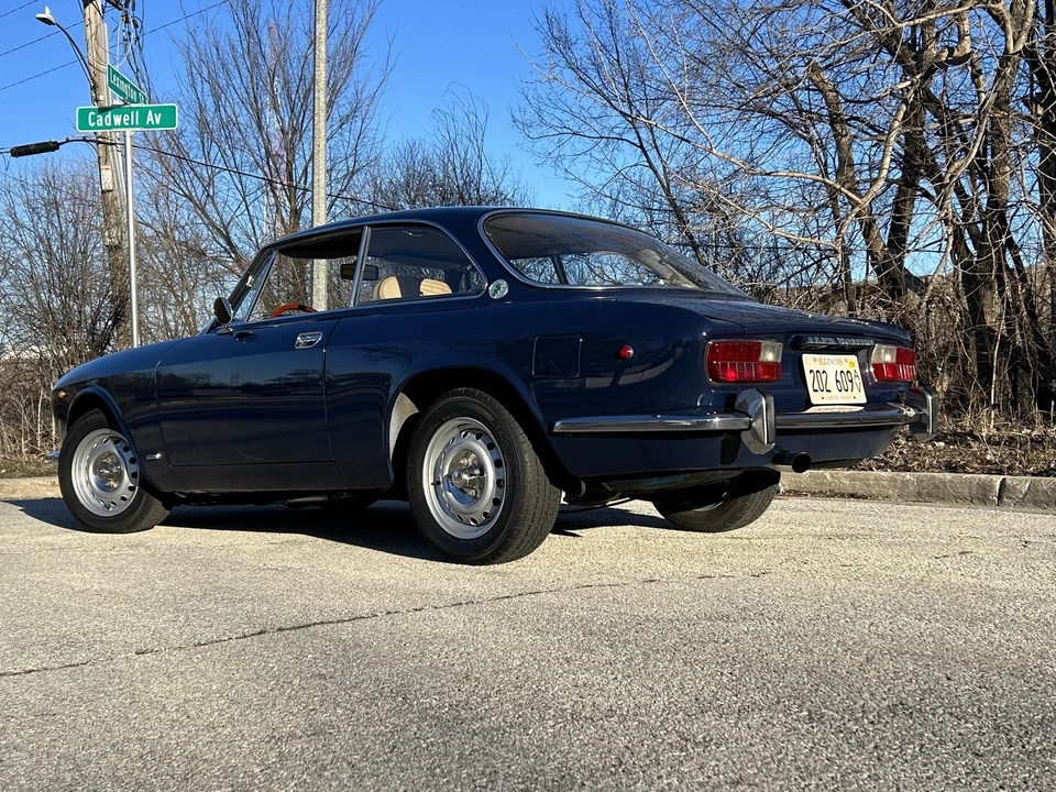 1973 Alfa Romeo 2000 GT Veloce - Image 14 of 31