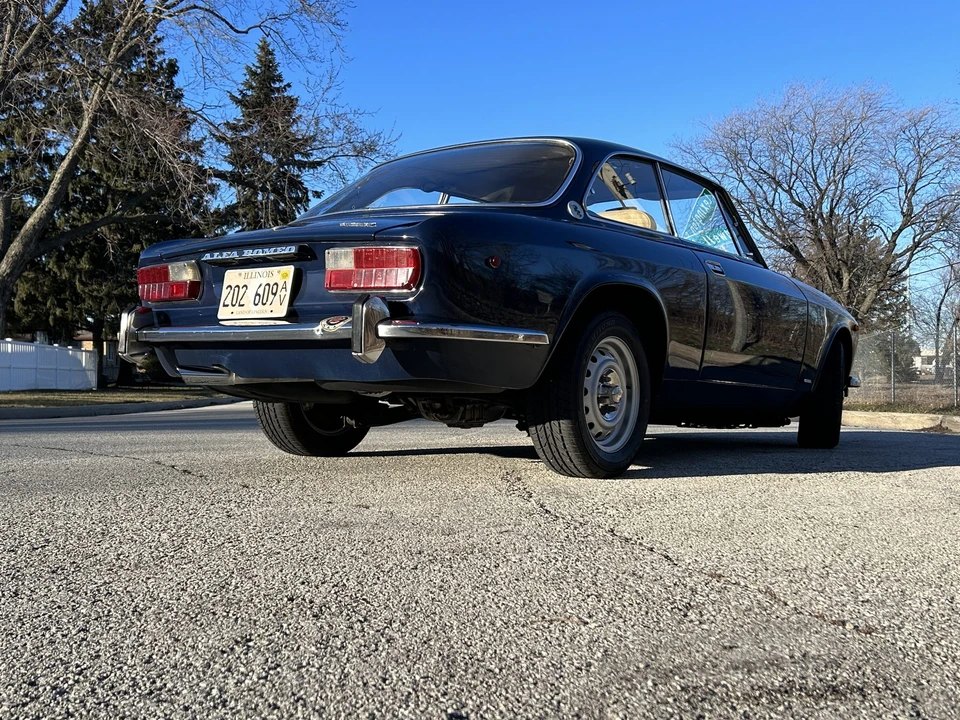 1973 Alfa Romeo 2000 GT Veloce - Image 29 of 31