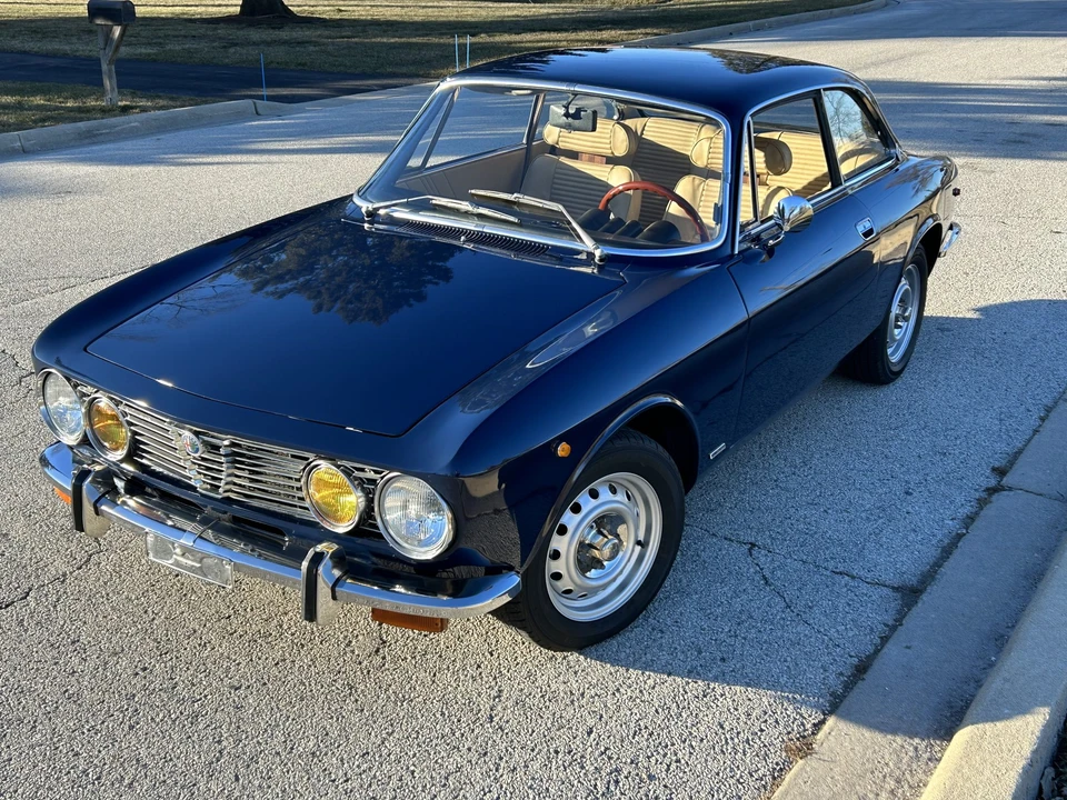 1973 Alfa Romeo 2000 GT Veloce - Image 5 of 31