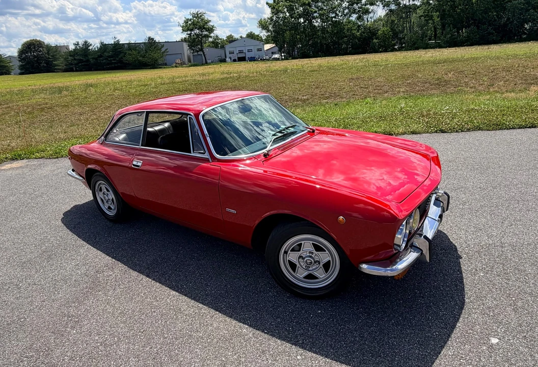 1973 Alfa Romeo 2000 GT Veloce - Image 22 of 31