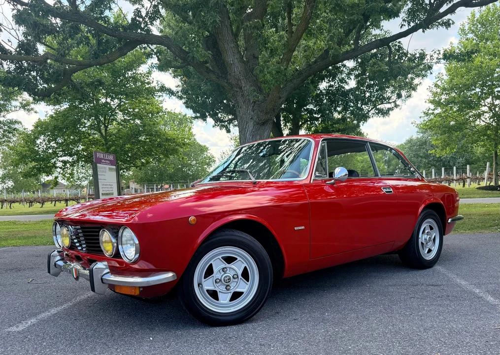 1973 Alfa Romeo 2000 GT Veloce - Image 2 of 31