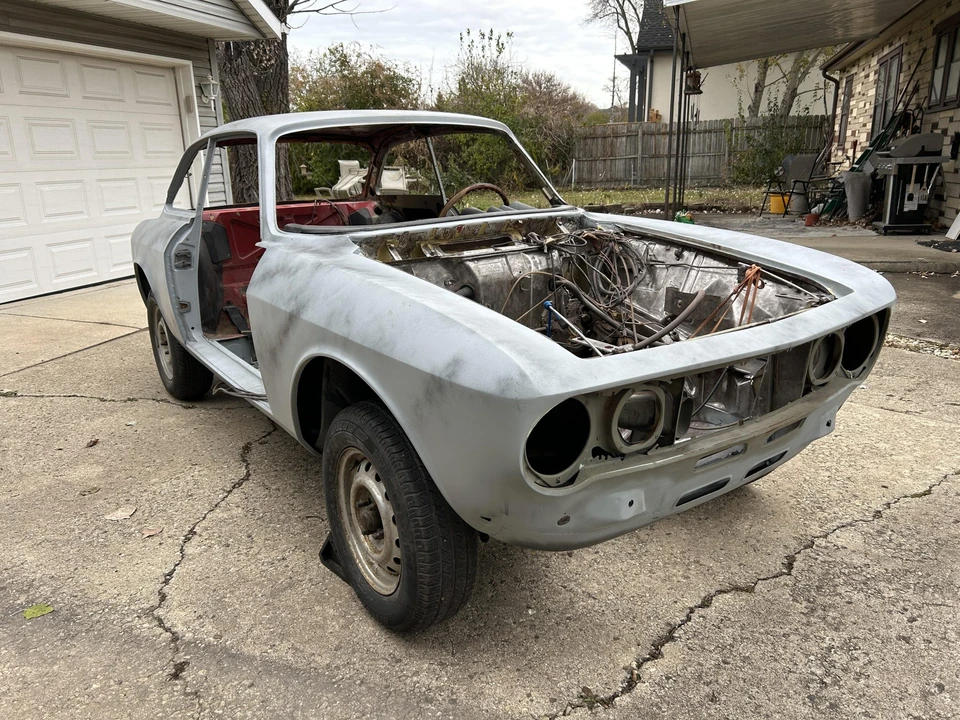 1973 Alfa Romeo 2000 GT Veloce - Image 3 of 31