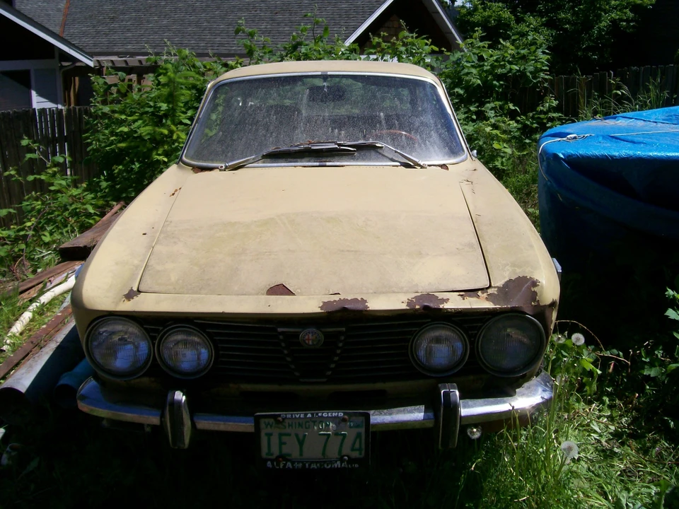 1973 Alfa Romeo 2000 GT Veloce - Image 9 of 31