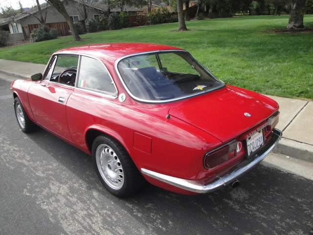 1973 Alfa Romeo 2000 GT Veloce - Image 3 of 31