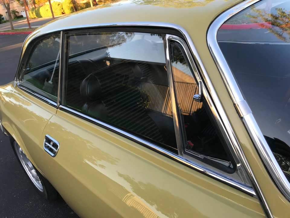 1973 Alfa Romeo 2000 GT Veloce - Image 17 of 31