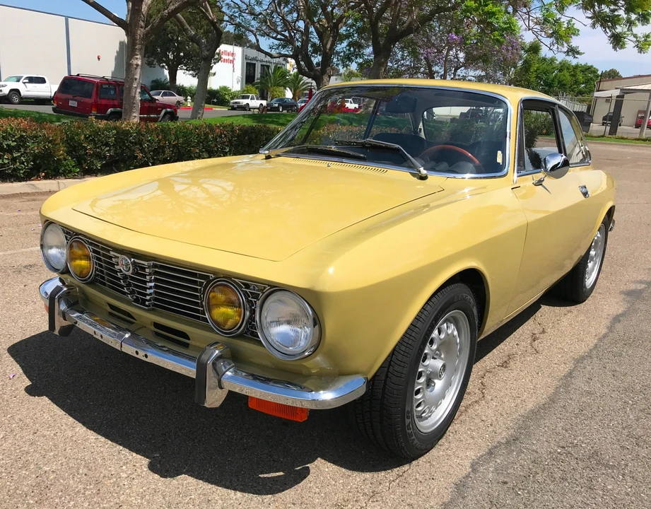 1973 Alfa Romeo 2000 GT Veloce - Image 11 of 31