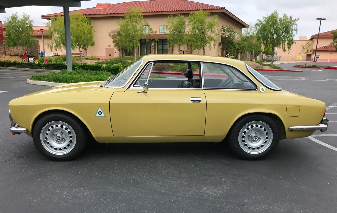 1973 Alfa Romeo 2000 GT Veloce - Image 5 of 31