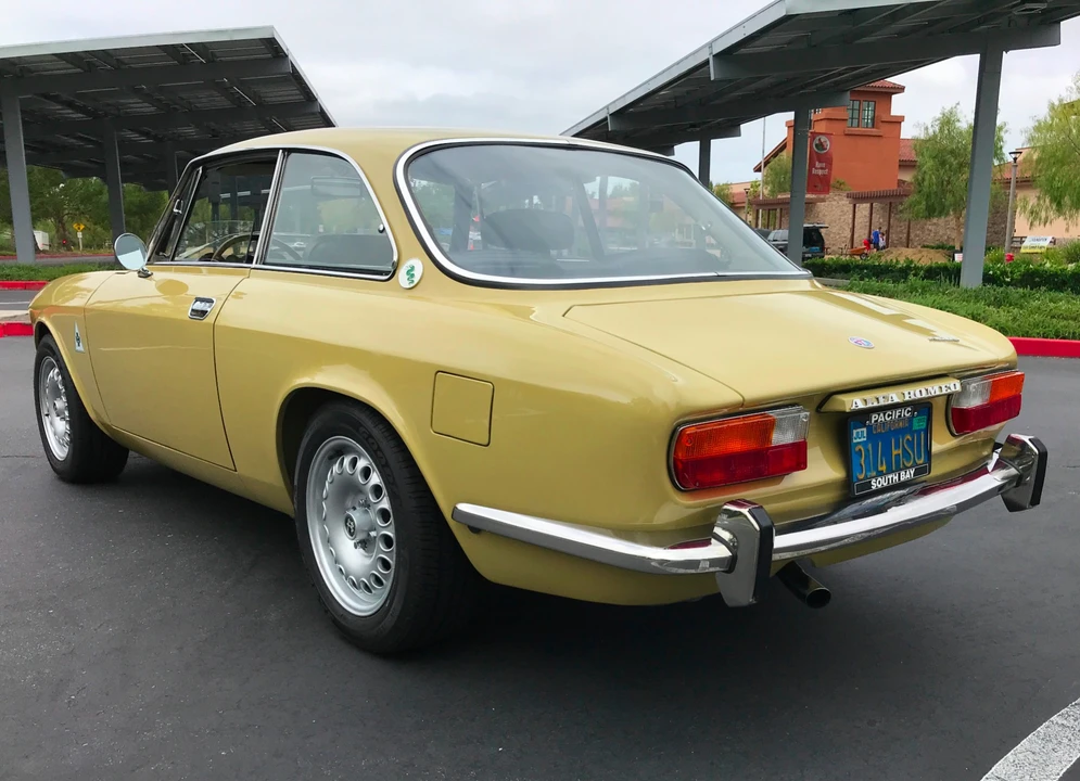 1973 Alfa Romeo 2000 GT Veloce - Image 6 of 31