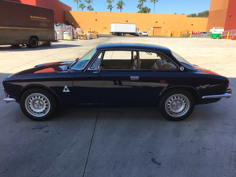 1973 Alfa Romeo 2000 GT Veloce - Image 10 of 31