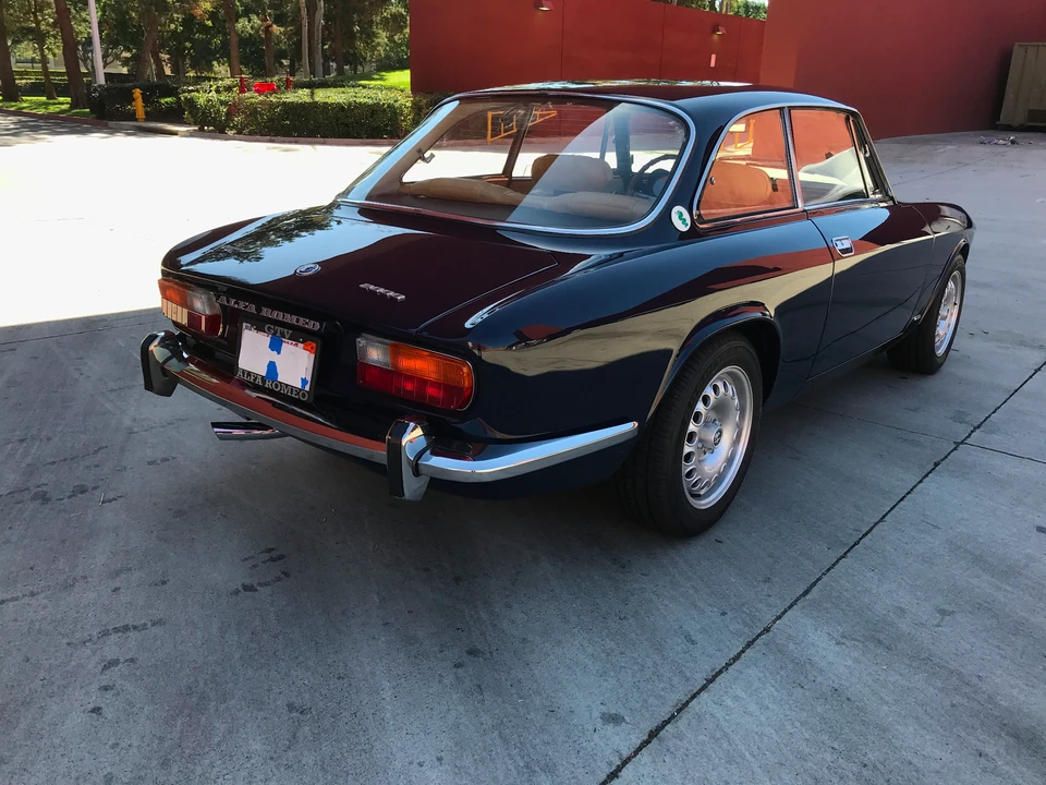 1973 Alfa Romeo 2000 GT Veloce - Image 6 of 31