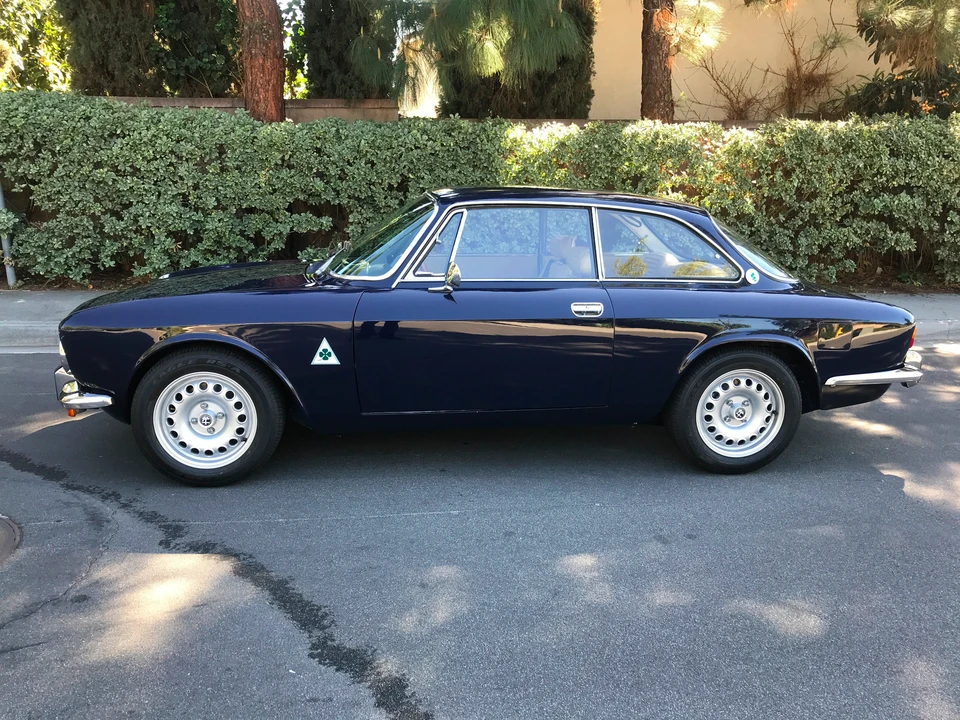 1973 Alfa Romeo 2000 GT Veloce - Image 11 of 31