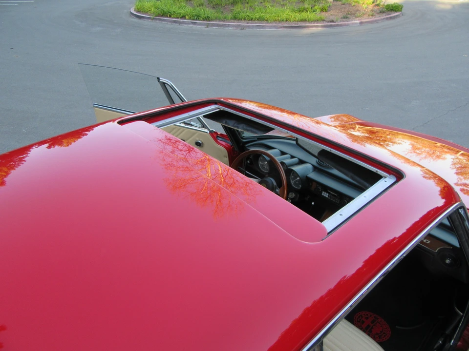 1973 Alfa Romeo 2000 GT Veloce - Image 31 of 31