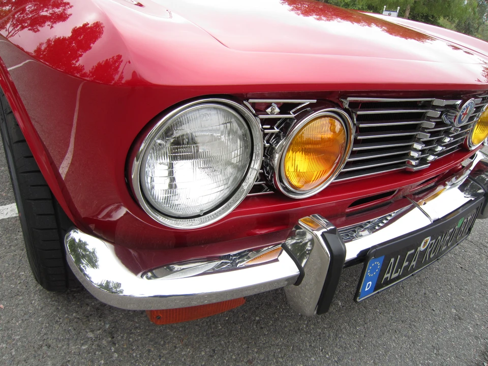 1973 Alfa Romeo 2000 GT Veloce - Image 24 of 31