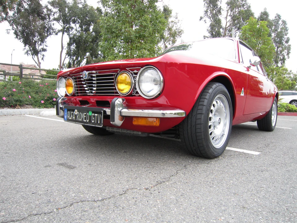 1973 Alfa Romeo 2000 GT Veloce - Image 3 of 31