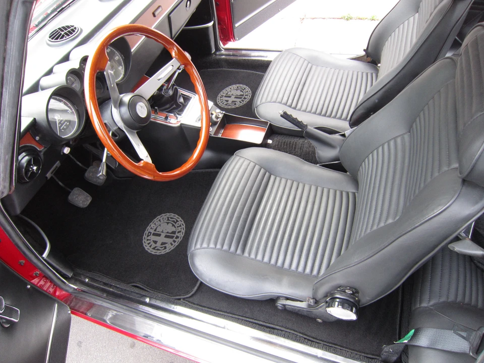 1973 Alfa Romeo 2000 GT Veloce - Image 25 of 31