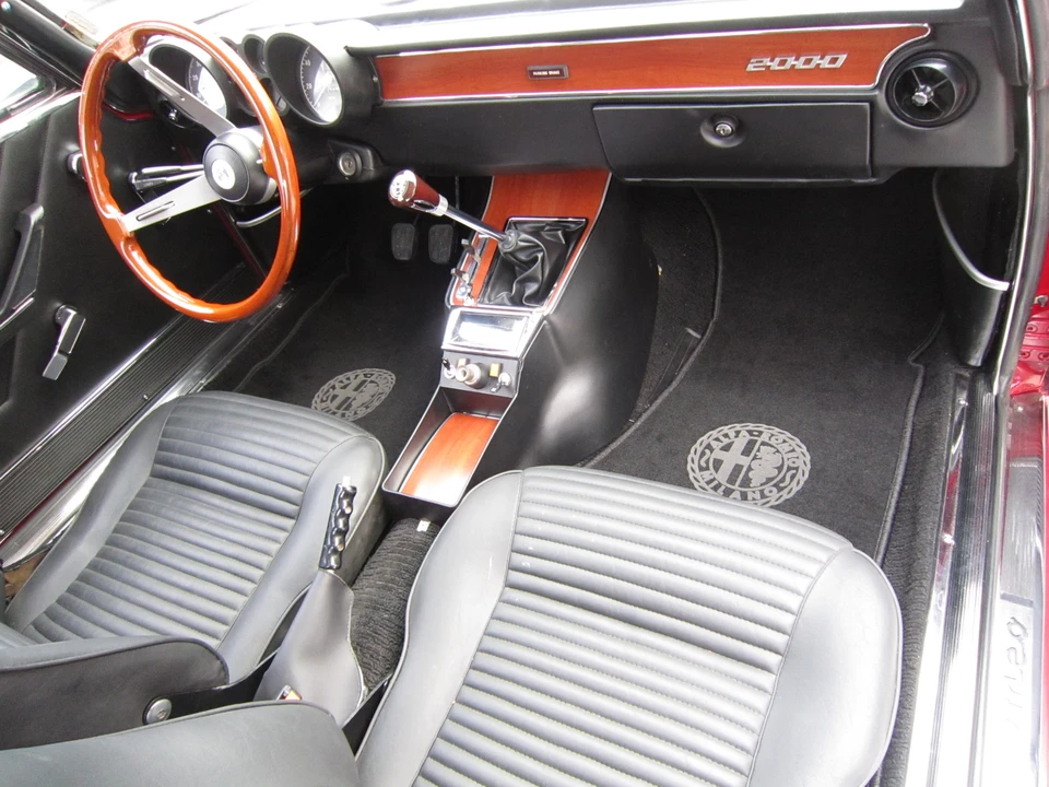 1973 Alfa Romeo 2000 GT Veloce - Image 26 of 31