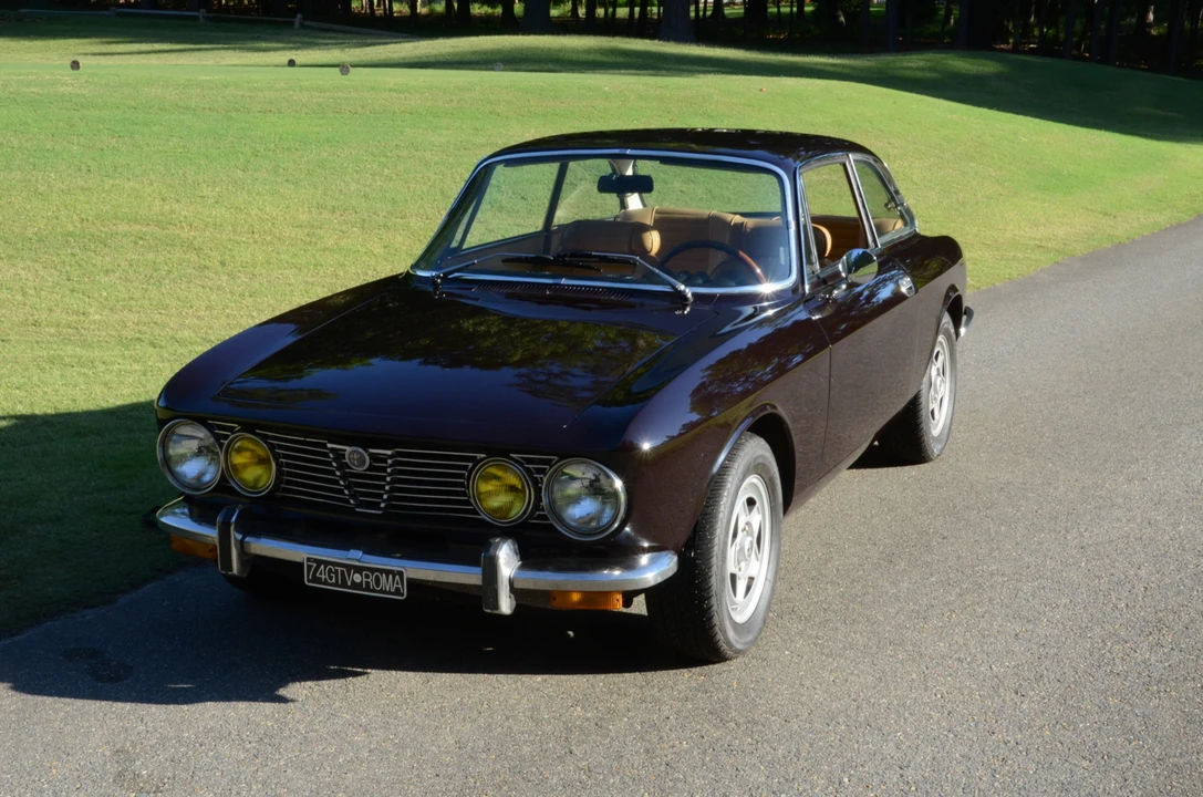 1973 Alfa Romeo 2000 GT Veloce - Image 2 of 31