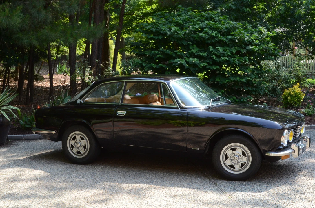 1973 Alfa Romeo 2000 GT Veloce - Image 16 of 31