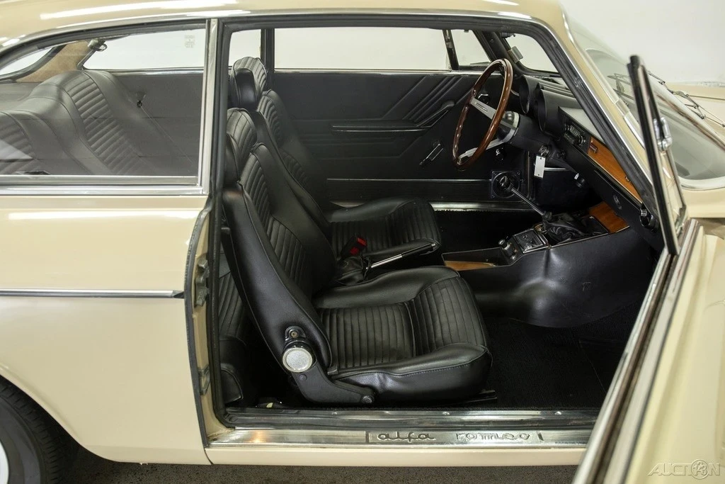 1973 Alfa Romeo 2000 GT Veloce - Image 13 of 21