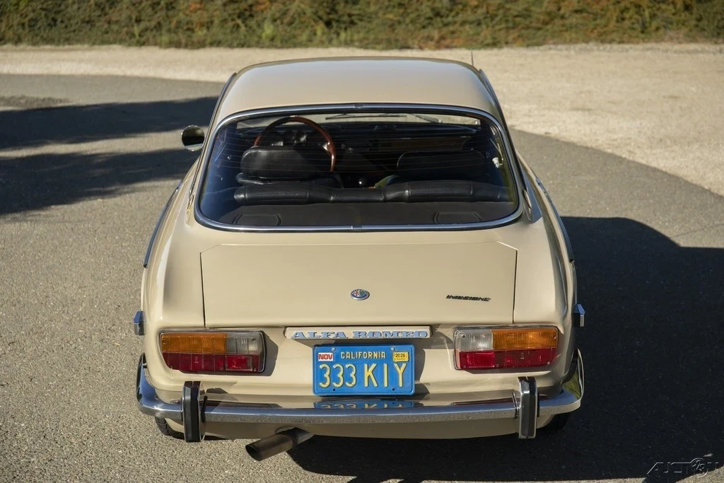 1973 Alfa Romeo 2000 GT Veloce - Image 4 of 21