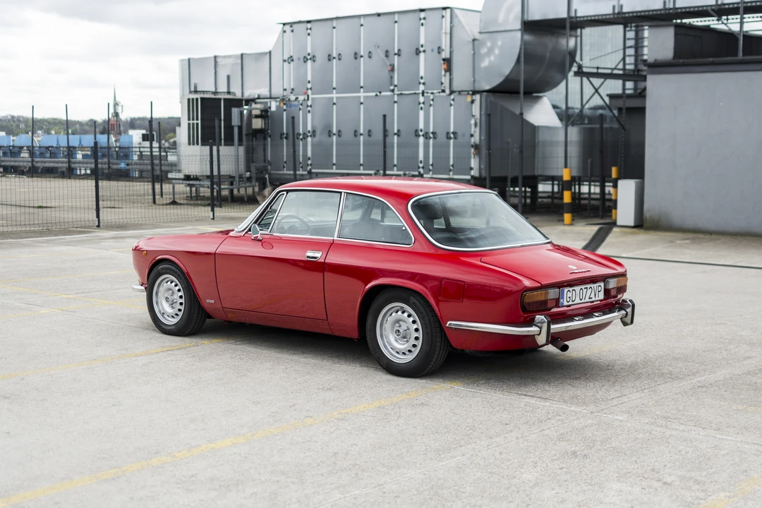 1973 Alfa Romeo 2000 GT Veloce - Image 7 of 31