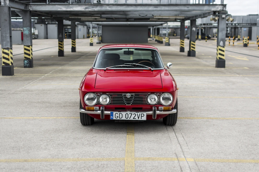 1973 Alfa Romeo 2000 GT Veloce - Image 2 of 31