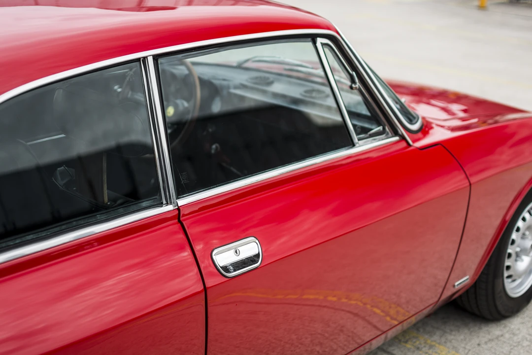 1973 Alfa Romeo 2000 GT Veloce - Image 24 of 31