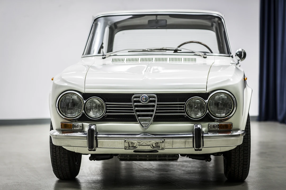 1973 Alfa Romeo GT 1300 Junior - Image 5 of 31