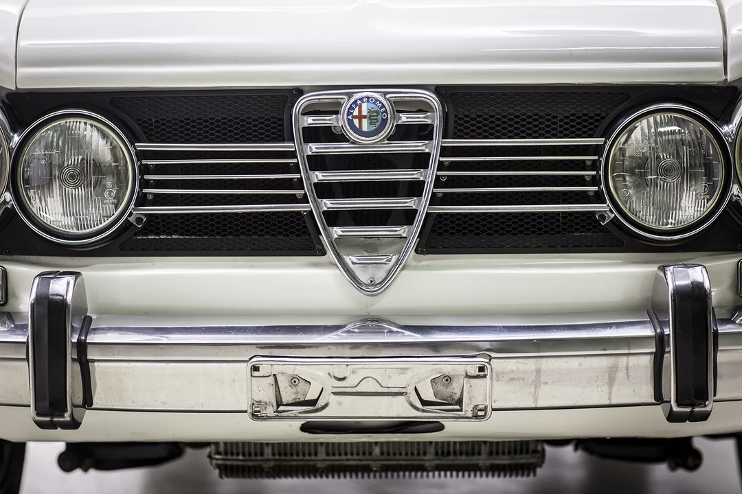 1973 Alfa Romeo GT 1300 Junior - Image 9 of 31