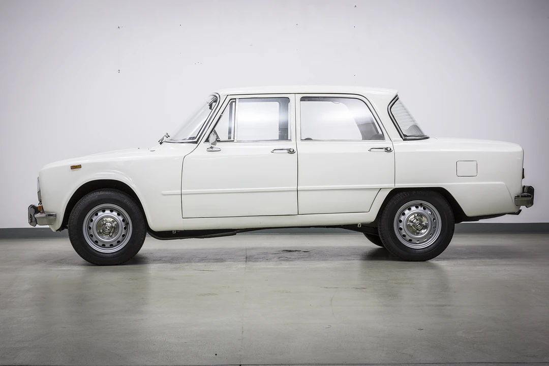 1973 Alfa Romeo GT 1300 Junior - Image 23 of 31