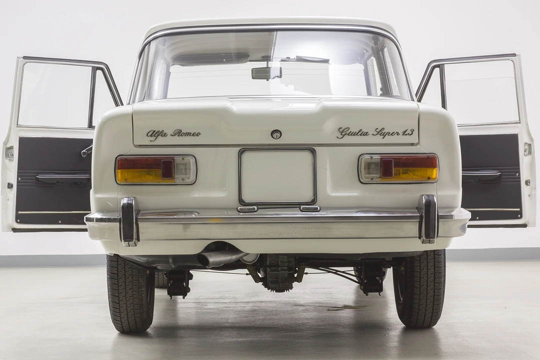 1973 Alfa Romeo GT 1300 Junior - Image 25 of 31