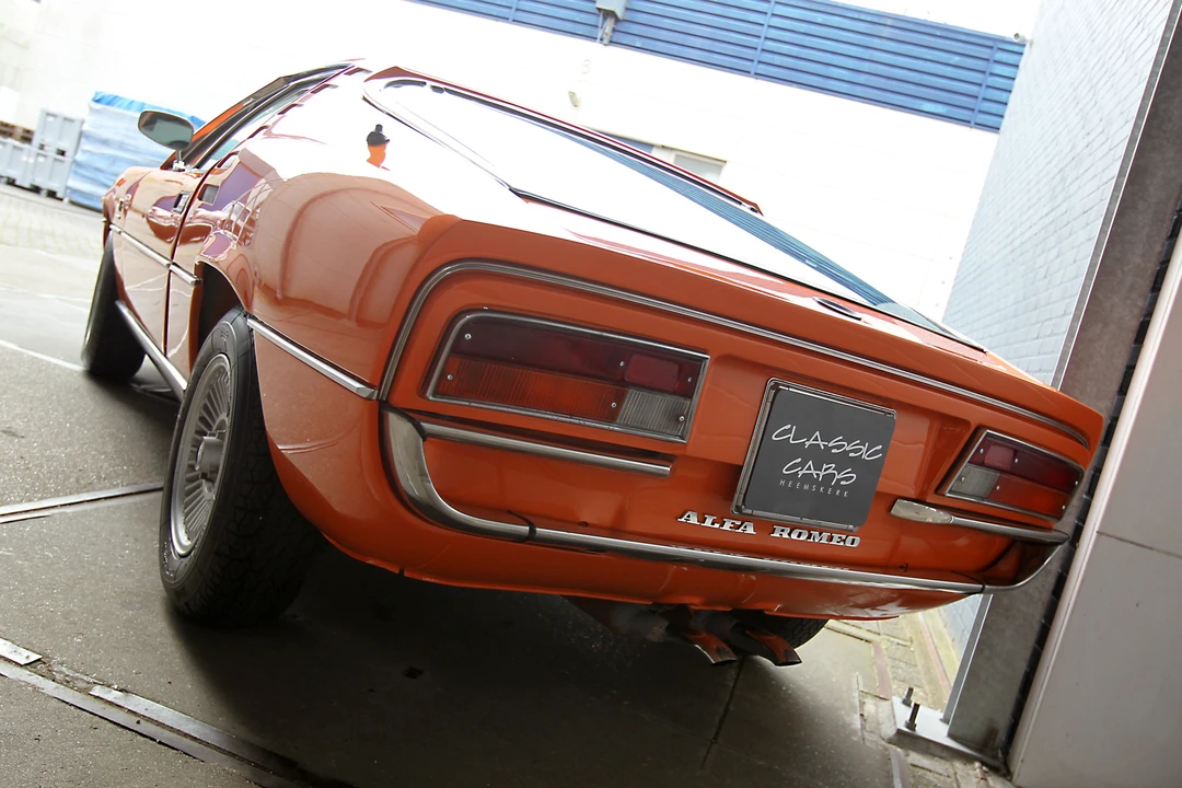 1973 Alfa Romeo Montreal - Image 11 of 31