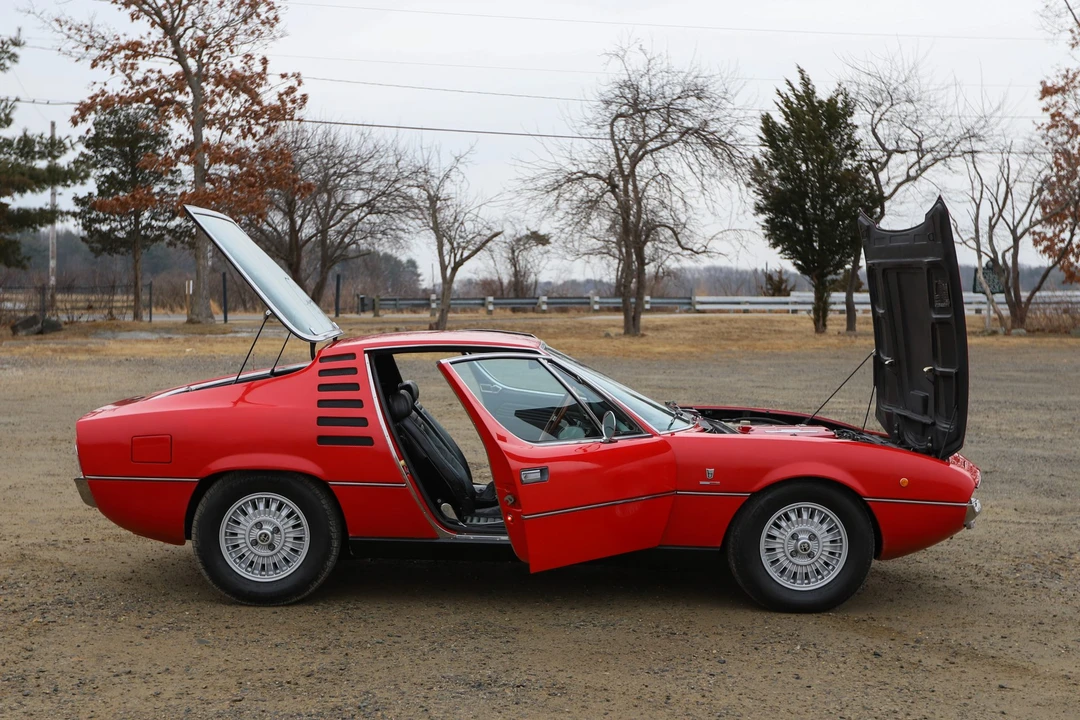 1973 Alfa Romeo Montreal - Image 14 of 31