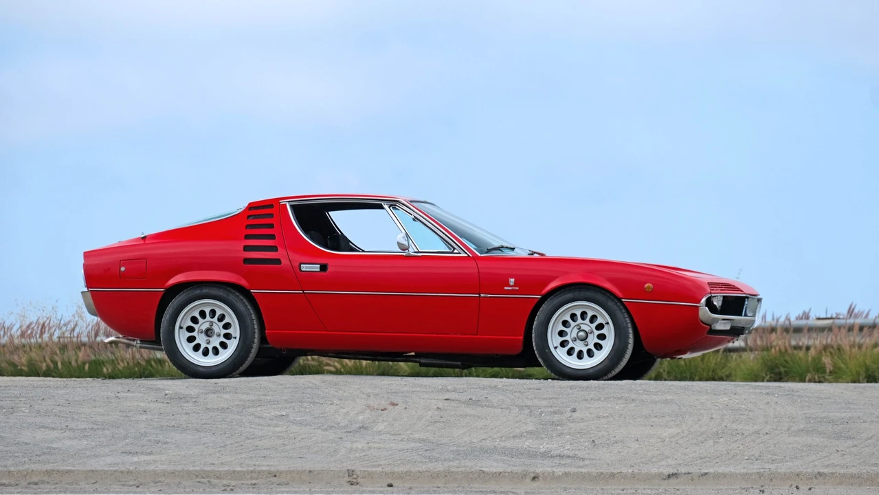1973 Alfa Romeo Montreal - Image 28 of 31