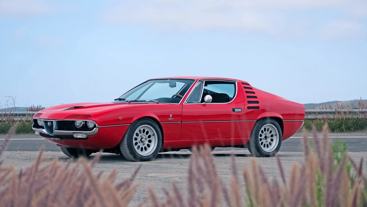 1973 Alfa Romeo Montreal - Image 9 of 31