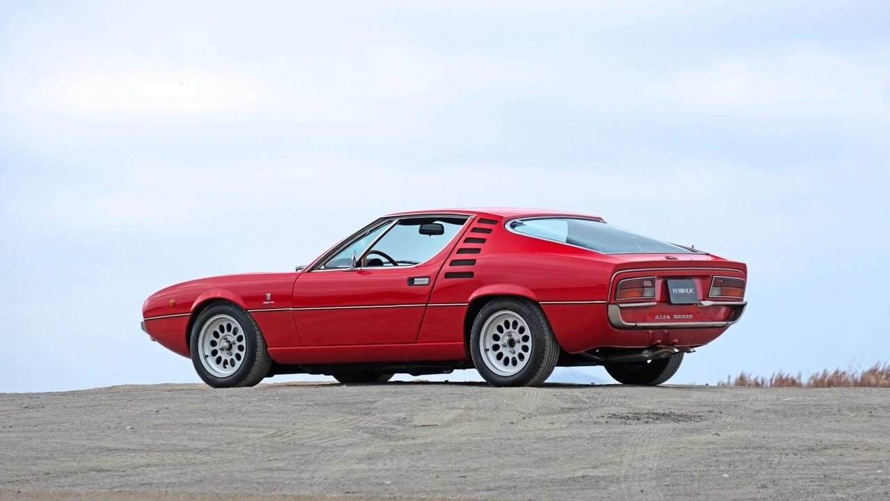 1973 Alfa Romeo Montreal - Image 14 of 31