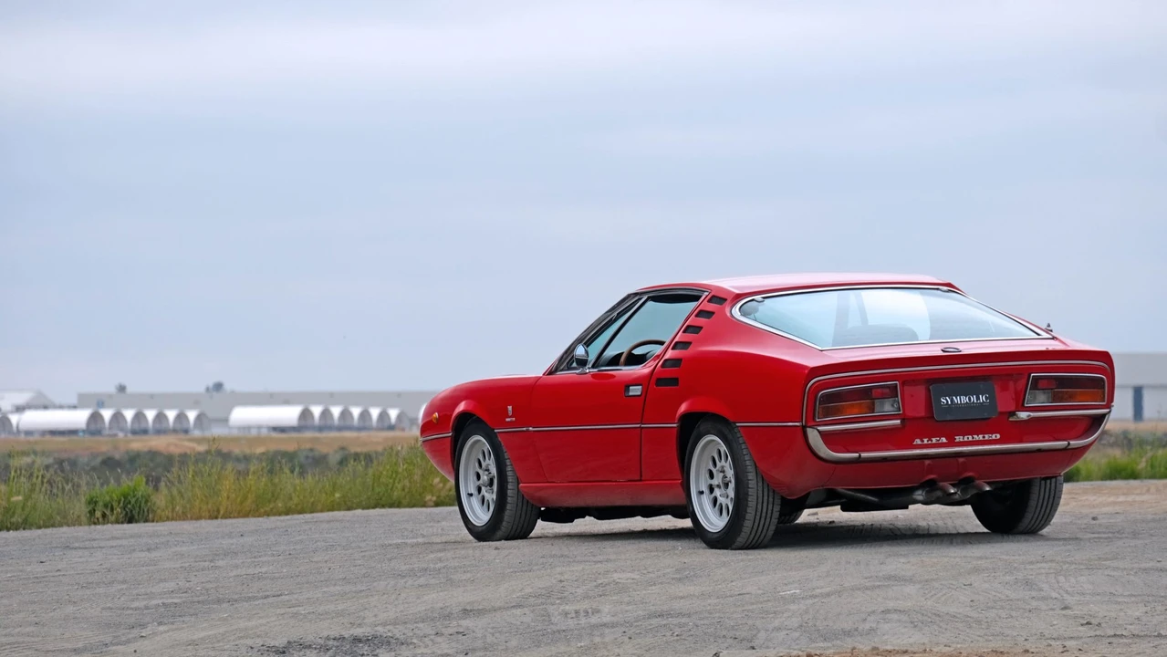 1973 Alfa Romeo Montreal - Image 18 of 31