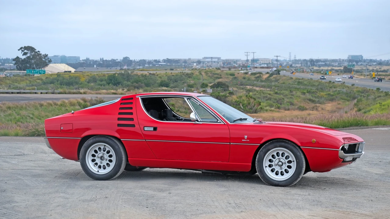 1973 Alfa Romeo Montreal - Image 30 of 31
