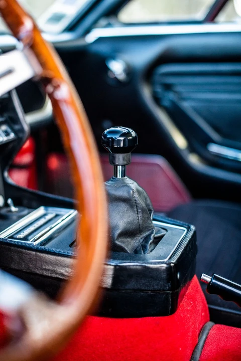 1973 Alfa Romeo Montreal - Image 28 of 31