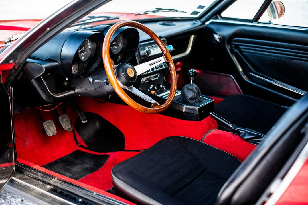 1973 Alfa Romeo Montreal - Image 25 of 31