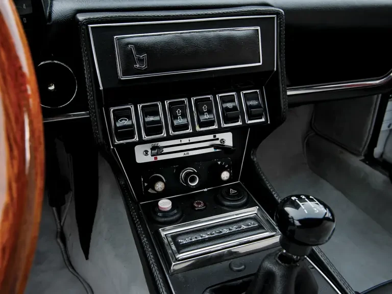 1973 Alfa Romeo Montreal - Image 15 of 23
