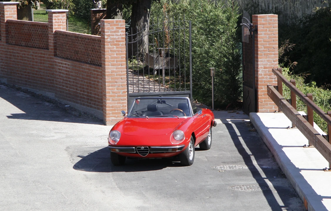 1973 Alfa Romeo Series 2 - Image 6 of 12