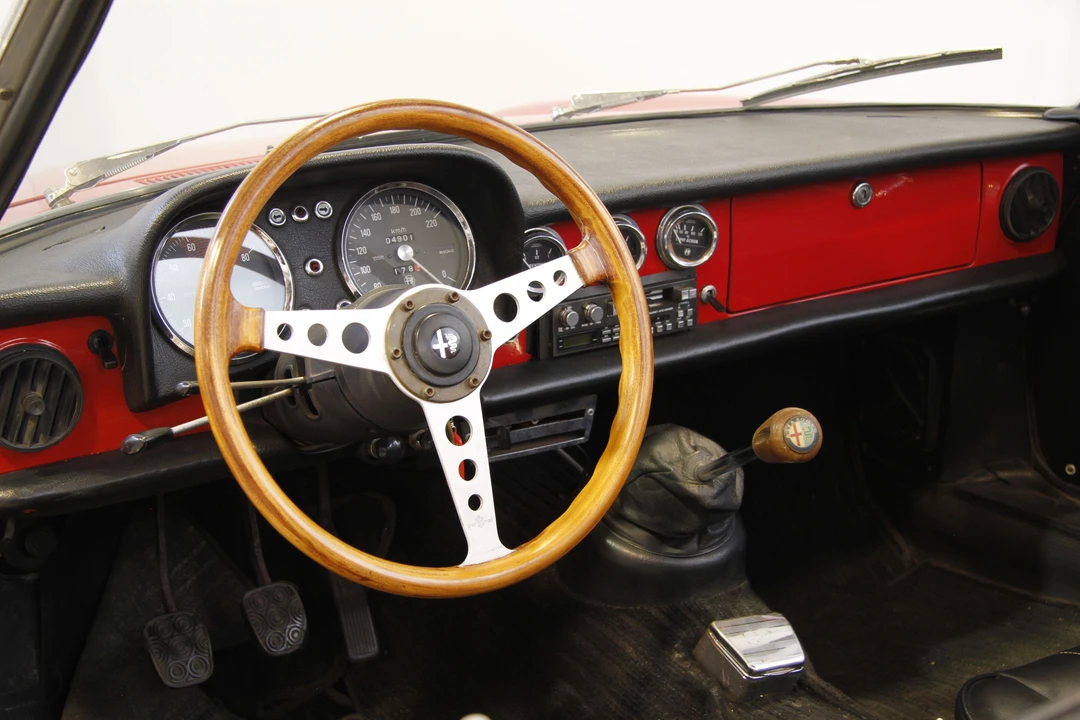 1973 Alfa Romeo Series 2 - Image 8 of 12