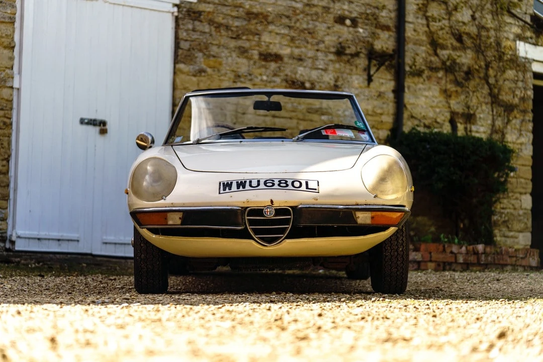 2000 Alfa Romeo 102-Series 2000 - Image 2 of 30